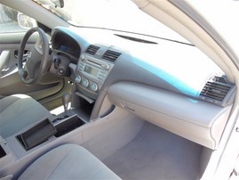 2007 TOYOTA CAMRY LE 4DOOR SILVER 2.4 AT Z20094